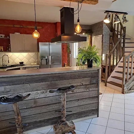 Redrooster - 160m2, 4 Ch, 2 Sdb, Fibre, Parking, Sauna, Bain A Remous *