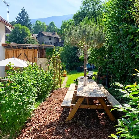 Redrooster - 160m2, 4 Ch, 2 Sdb, Fibre, Parking, Sauna, Bain A Remous
